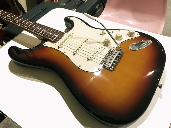Fender Japan ストラトキャスター フジゲン製